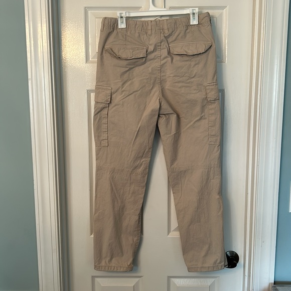 Men’s H&M Regular Fit Cargo Pants Light Tan Size M - Picture 2 of 12